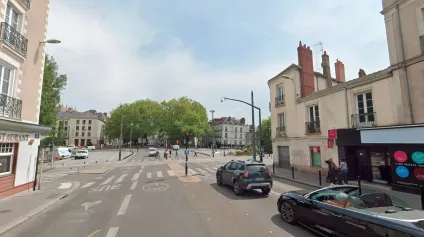 A louer environ 110 m2 avec un étage d'environ 43 m2 Nantes - Offre immobilière - Arthur Loyd