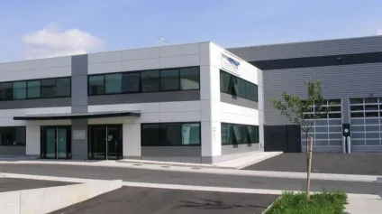 Locaux d'activité à louer à GENNEVILLIERS 92230 - Offre immobilière - Arthur Loyd