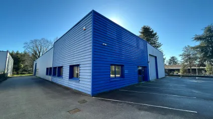 Location batiment d activite independant a Saint Herblain proche axe principal - Offre immobilière - Arthur Loyd