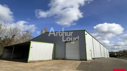AU NORD DE RENNES - ENTREPOT A LOUER - 1630m² - Offre immobilière - Arthur Loyd