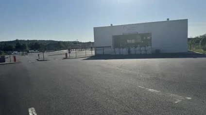 YZEURES-SUR-CREUSE BÂTIMENT D'ACTIVITES A LOUER 1&nbsp;052 M² TERRAIN 13&nbsp;458 M² - Offre immobilière - Arthur Loyd