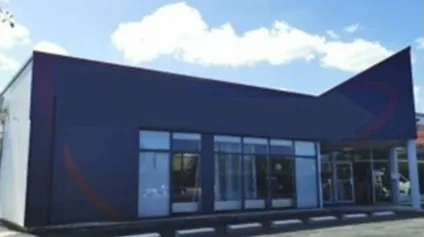 A LOUER - SAINT DOULCHARD - LOCAL D'ACTIVITES 504 m² - Offre immobilière - Arthur Loyd