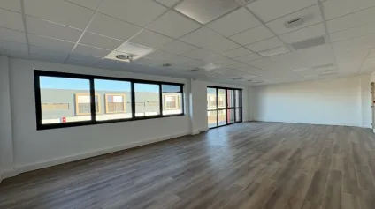 à Louer - Locaux d'activité - Vilage d'entreprise neuf. - Offre immobilière - Arthur Loyd
