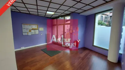 LOCAL PROFESSIONNEL 102 M² A VENDRE CLERMONT-FD CENTRE - Offre immobilière - Arthur Loyd