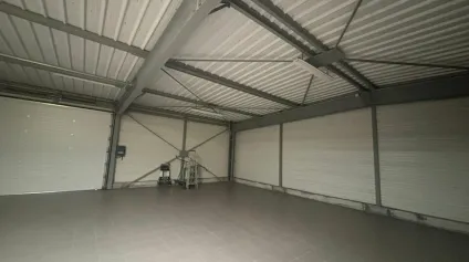 À LOUER  Local d'activité de 260 m²  Emplacement stratégique aux Sables-d'Olonne - Offre immobilière - Arthur Loyd