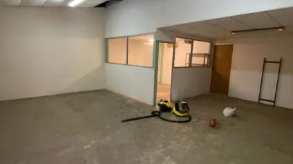 Local commercial / bureau 150 m2 (étage) Zac de rivière roche FdF - Offre immobilière - Arthur Loyd