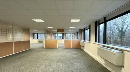 BUREAUX à VENDRE de 229.49 m² - Offre immobilière - Arthur Loyd