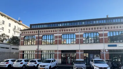 Bureaux à vendre dans le centre de Nantes avec parking privatif et terrasse - Offre immobilière - Arthur Loyd