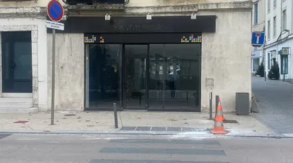 Chalon sur Saône - Bureaux ou local 100 m² proche toutes commodités - Offre immobilière - Arthur Loyd