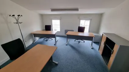 OPPORTUNITÉ RARE  BUREAUX TOUT ÉQUIPÉS PROCHE BD DE L'EUROPE - Offre immobilière - Arthur Loyd