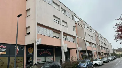 LOCAL COMMERCIAL à LOUER de 47 m² - Offre immobilière - Arthur Loyd
