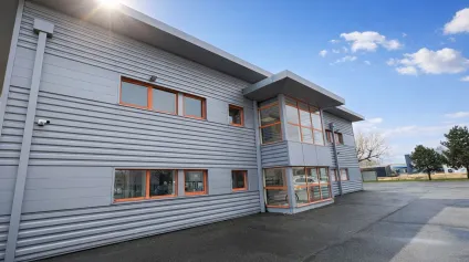 À VENDRE - IMMEUBLE MIXTE BUREAUX & ATELIER - ORLEANS ZAC DES CHATELLIERS - Offre immobilière - Arthur Loyd