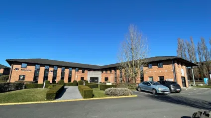 Bureaux à louer à Lezennes proche Lille plateau lumineux et fibré - Offre immobilière - Arthur Loyd