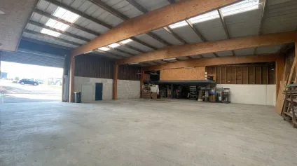 A VENDRE sur Amblainville !Local d'activité d'environ 584 m2 sur terrain de 1&nbsp;673 m2 - Offre immobilière - Arthur Loyd