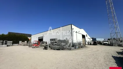 VITRE - LOCAL D'ACTIVITES A VENDRE - 900 M² - Offre immobilière - Arthur Loyd