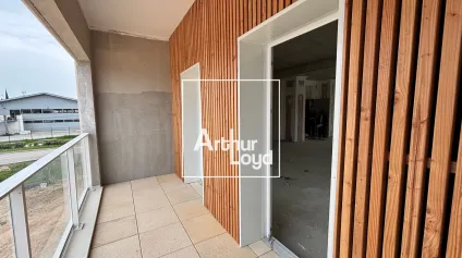 BUREAUX A VENDRE - SECTEUR EST NIMES - Prochainement disponible - Offre immobilière - Arthur Loyd