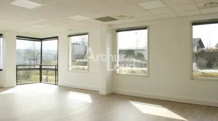A LOUER BUREAUX PARC ALTAIS - Offre immobilière - Arthur Loyd