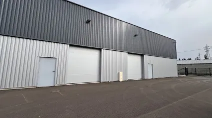 À LOUER : 2 cellules artisanales réunissables disponibles au sein d'un parc collectif neuf à Savigneux - Offre immobilière - Arthur Loyd