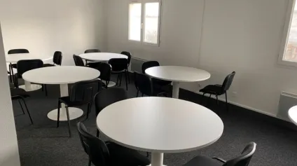 Bureaux à louer à EVREUX 27000 - Offre immobilière - Arthur Loyd