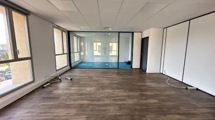 BUREAUX CLOISONNÉS DE STANDING À LOUER - Offre immobilière - Arthur Loyd