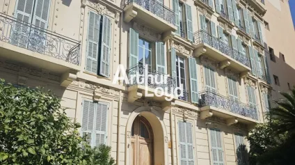BUREAUX DE 167.50 M² A LOUER NICE CENTRE VILLE - Offre immobilière - Arthur Loyd