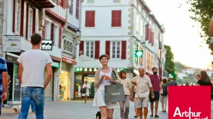 DROIT AU BAIL - Saint-Jean de Luz - EMPLACEMENT N° 1 et PIETONNIER - Offre immobilière - Arthur Loyd