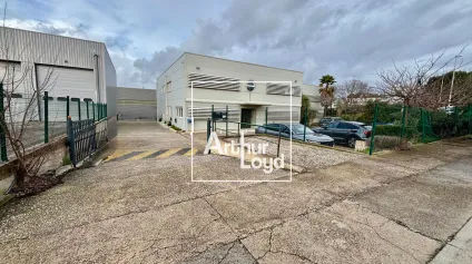 Bâtiment indépendant 600 m² - Bureaux et stockage léger à Saint-Jean-de-Védas, accessibilité optimale - Offre immobilière - Arthur Loyd