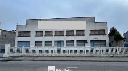 Bâtiment d’activités à louer à Villeurbanne avec 2000 m² de stockage indépendant - Offre immobilière - Arthur Loyd