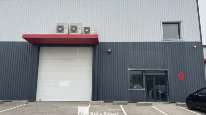 Location locaux d’activités sécurisés avec quai à Saint-Quentin-Fallavier - Offre immobilière - Arthur Loyd