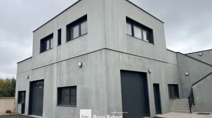 Location local d’activités neuf avec bureaux climatisés et terrasse Villeurbanne - Offre immobilière - Arthur Loyd