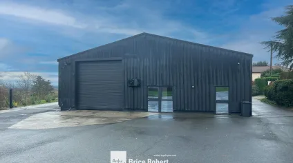 Vente bâtiment industriel indépendant avec bureaux à Fleurieux-sur-l'Arbresle - Offre immobilière - Arthur Loyd