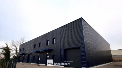 Location local d'activités neuf à Miribel avec hauteur sous plafond exceptionnelle - Offre immobilière - Arthur Loyd