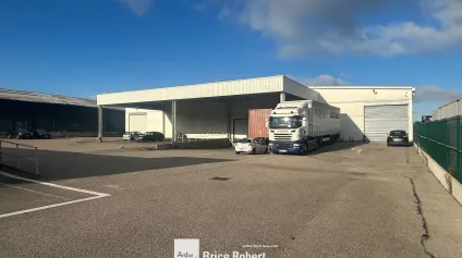 Location local d’activités avec quais de déchargement à Venissieux - Offre immobilière - Arthur Loyd