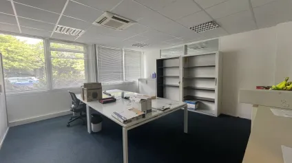 Bureaux à louer à Carquefou avec parkings privatifs - Offre immobilière - Arthur Loyd