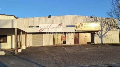 LOCAL COMMERCIAL à LOUER de 137 m² - Offre immobilière - Arthur Loyd