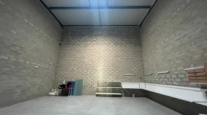 A louer - Persan - local d'activité d'environ 208m2 - Offre immobilière - Arthur Loyd