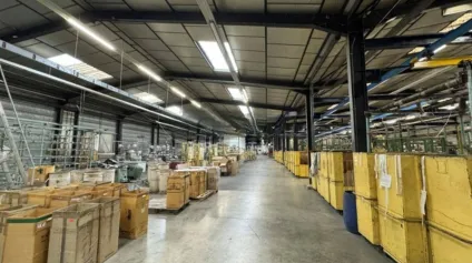 À VENDRE : TENEMENT INDUSTRIEL de 11&nbsp;345 m² indépendant sur terrain clos et enrobé de 19&nbsp;000 m² situé en Zone Industrielle à SAINT-CHAMOND, A toute proximité des accès a... - Offre immobilière - Arthur Loyd