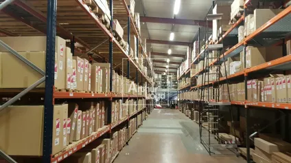 positionnement exceptionnel entrepôt avec quais - Offre immobilière - Arthur Loyd