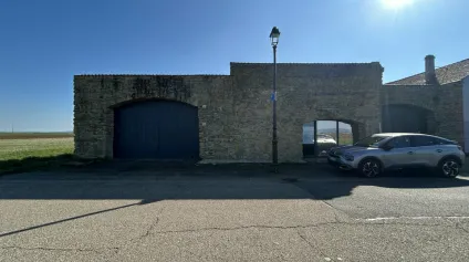 LOCAL D'ACTIVITE - ENTREPOT à LOUER de 359 m² - Offre immobilière - Arthur Loyd