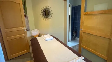 BIARRITZ A SAISIR FOND DE COMMERCE ESTHETIQUE - Offre immobilière - Arthur Loyd