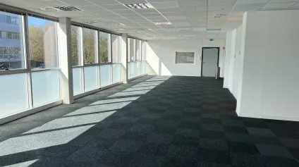 BUREAUX A LOUER LA CHAPELLE SUR ERDRE - ERDRE ACTIVE - Offre immobilière - Arthur Loyd