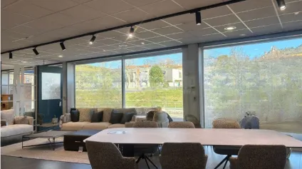 À LOUER : Locaux commerciaux situés au sein d'une zone commerciale dynamique en façade de route sur axe très passant à La Fouillouse - Offre immobilière - Arthur Loyd