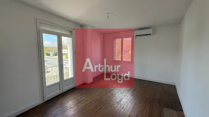 Local commercial ou bureaux avec forte visibilité 96 m² - Offre immobilière - Arthur Loyd