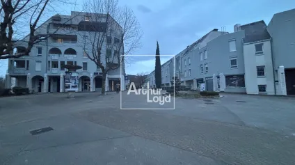 IDEAL profession libéral bureau de 90m²-EYBENS - Offre immobilière - Arthur Loyd