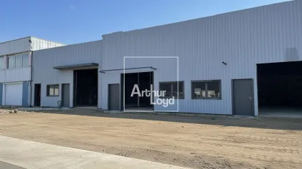 Opportunité de location : locaux d'activité de 236 m² - St Etienne de Crossey - Offre immobilière - Arthur Loyd