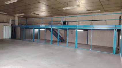 À LOUER : Bâtiment industriel de 320 m² à LA FOUILLOUSE, limite ANDREZIEUX - Offre immobilière - Arthur Loyd