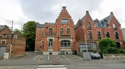 Immeuble de bureaux 571 m² à louer - Emplacement stratégique et visibilité premium à La Madeleine - Offre immobilière - Arthur Loyd