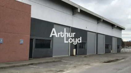 Locaux d'activité 167 m² en RDC à louer Montauroux - Offre immobilière - Arthur Loyd
