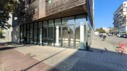 LOCAL COMMERCIAL -144 M2 - OUEST - ST NAZAIRE - LOCATION - Offre immobilière - Arthur Loyd