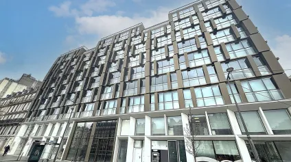 Au pied du métro Pont de Neuilly, une adresse de prestige pour des bureaux modernes - Offre immobilière - Arthur Loyd
